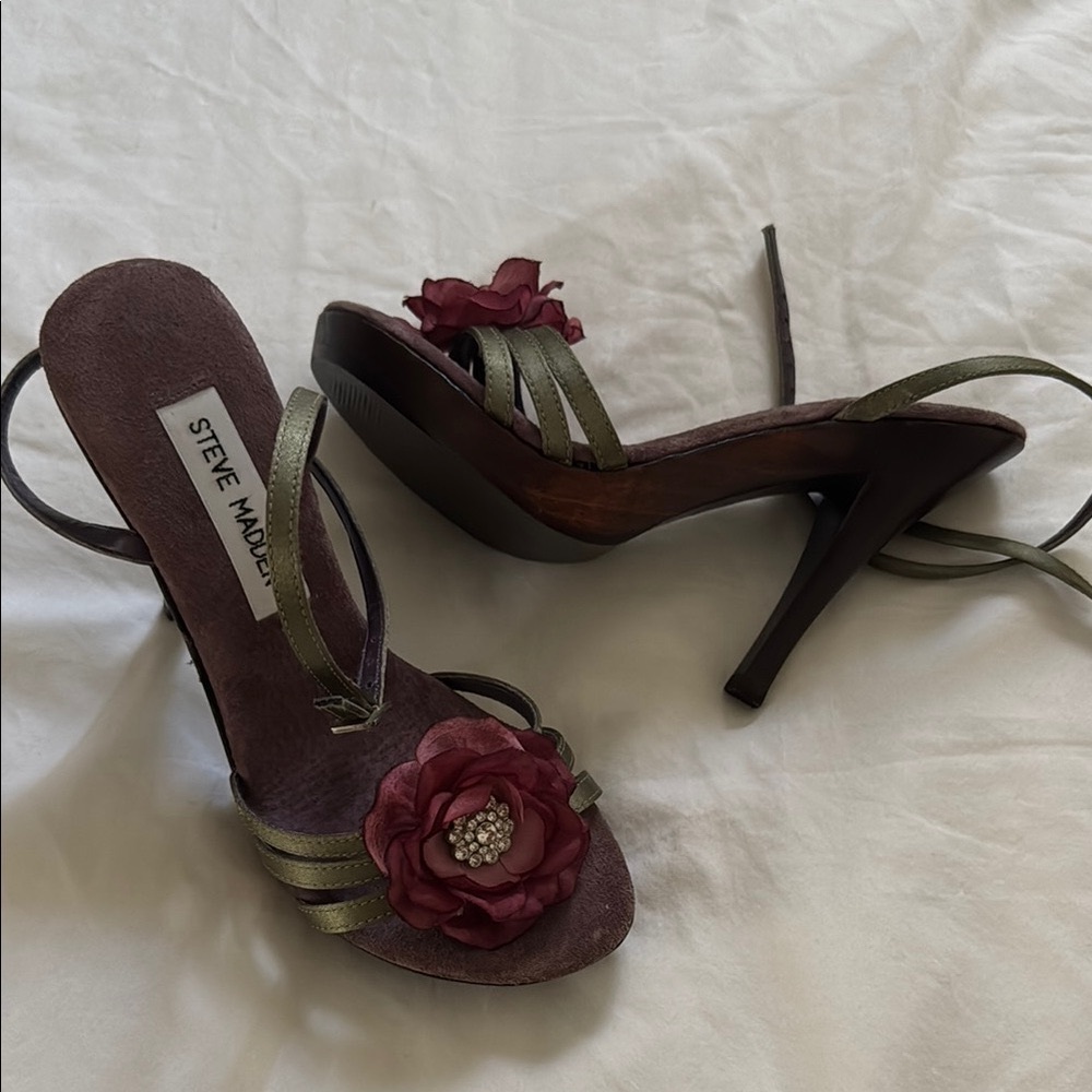 Y2K Steve Madden Heels with Floral Accent